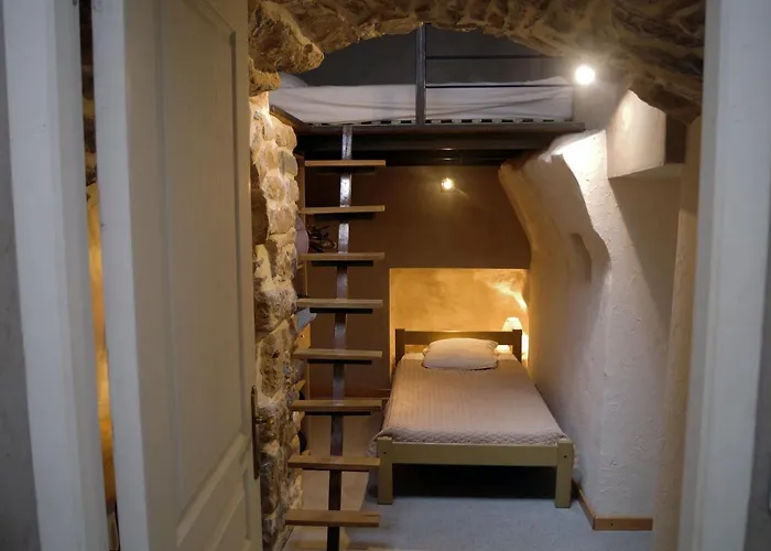 Le Paillier D'etienne. La Cresse