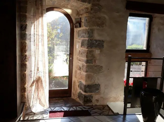 Le Paillier D'etienne. La Cresse